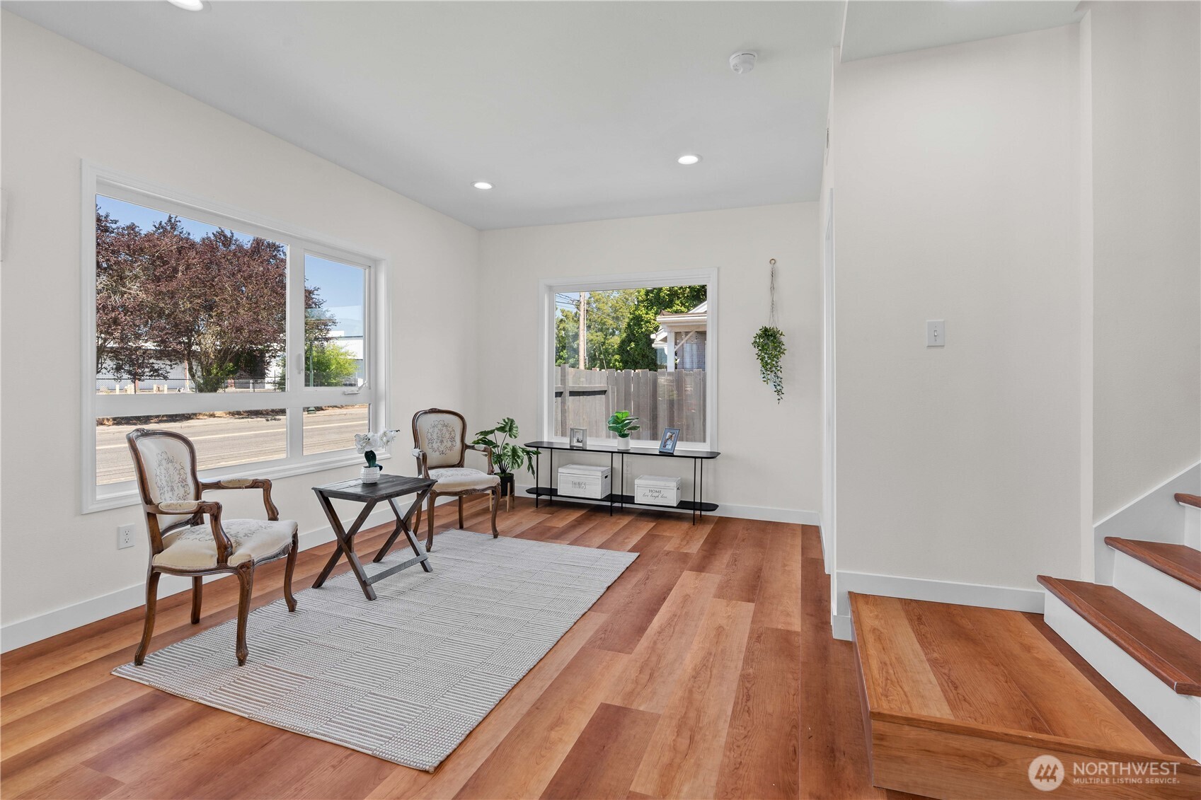 422 W Main Avenue Property Photo 16