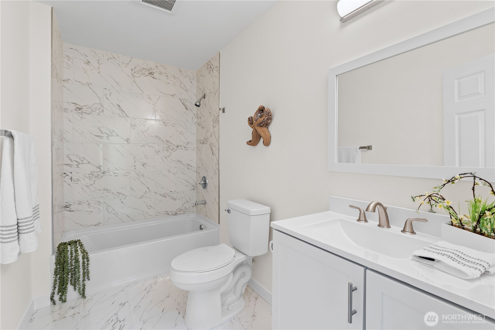 422 W Main Avenue Property Photo 19