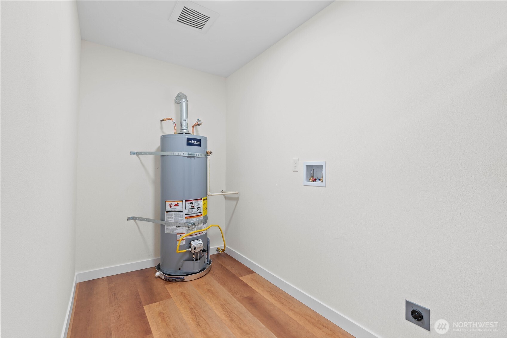 422 W Main Avenue Property Photo 26