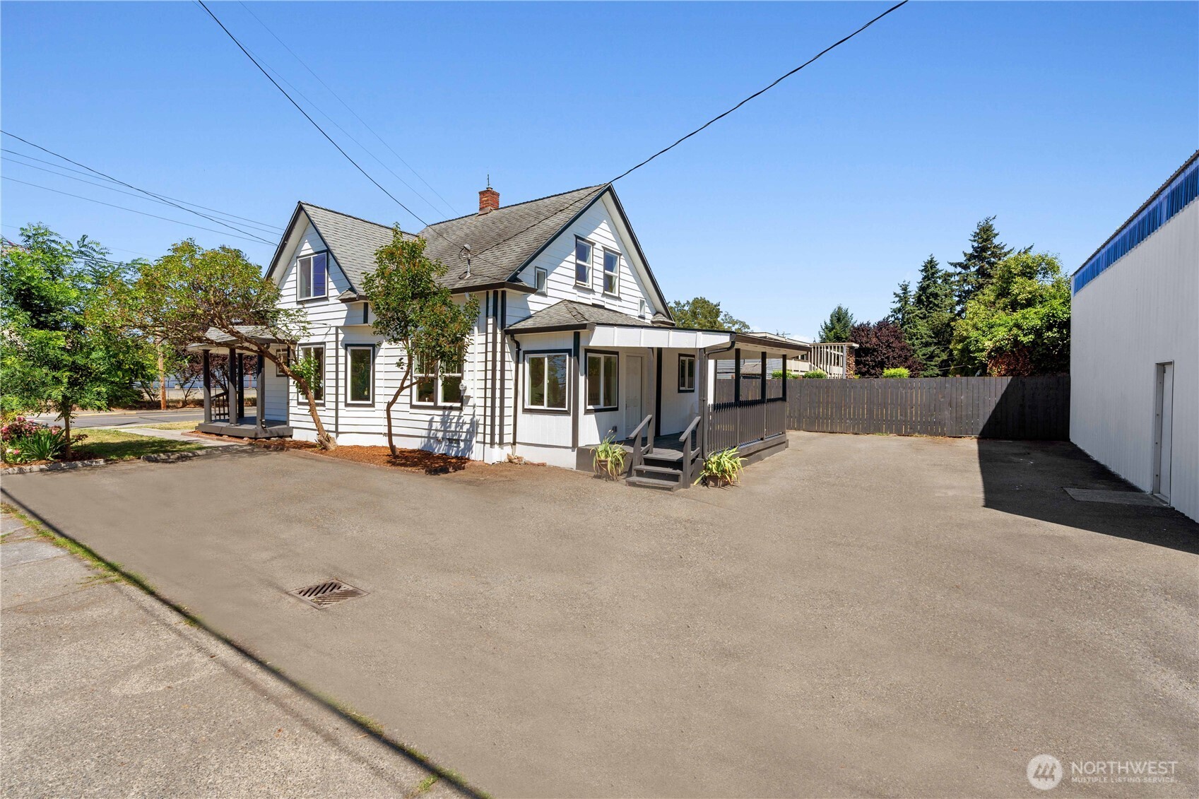 422 W Main Avenue Property Photo 32