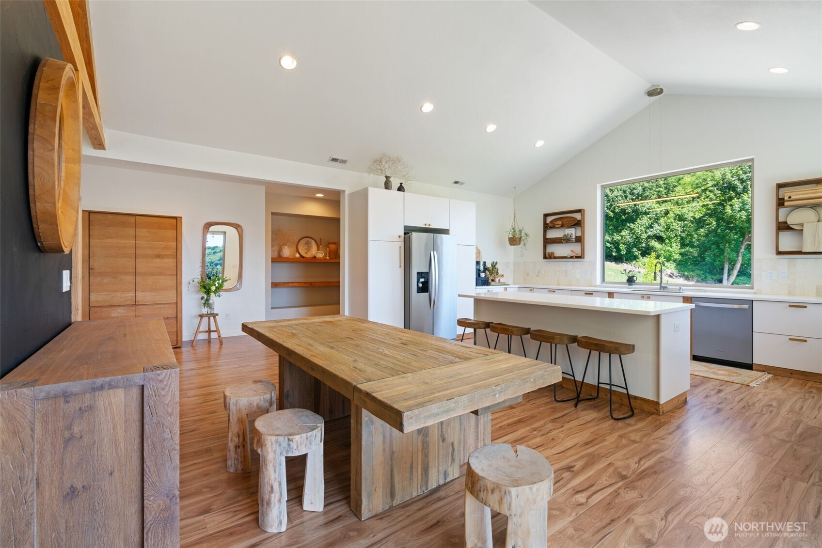 5601 Lewis River Road Property Photo 11