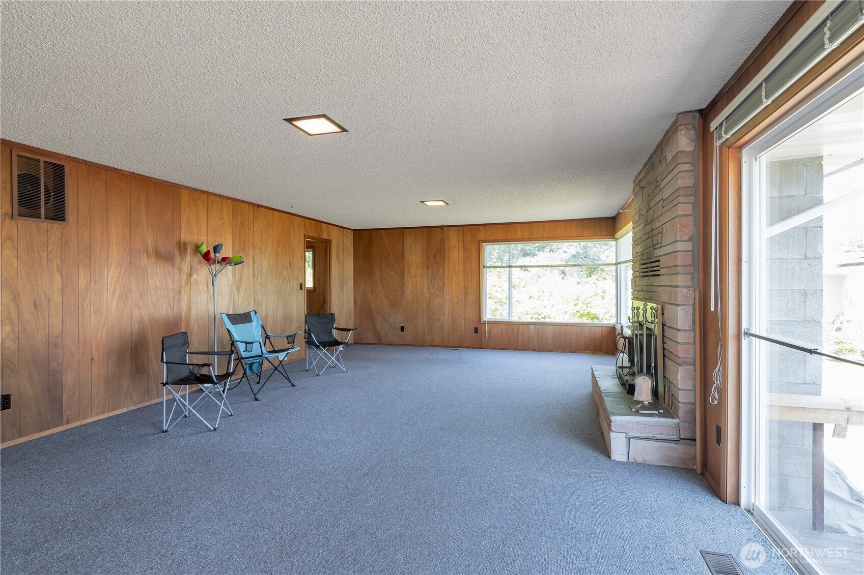 4745 Saratoga Road Property Photo 12