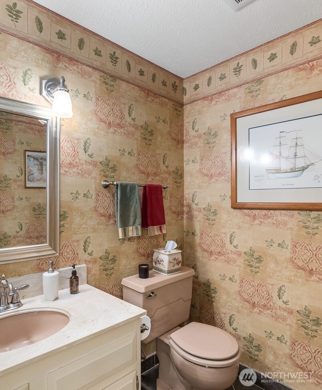 711 Purkey Avenue Property Photo 21