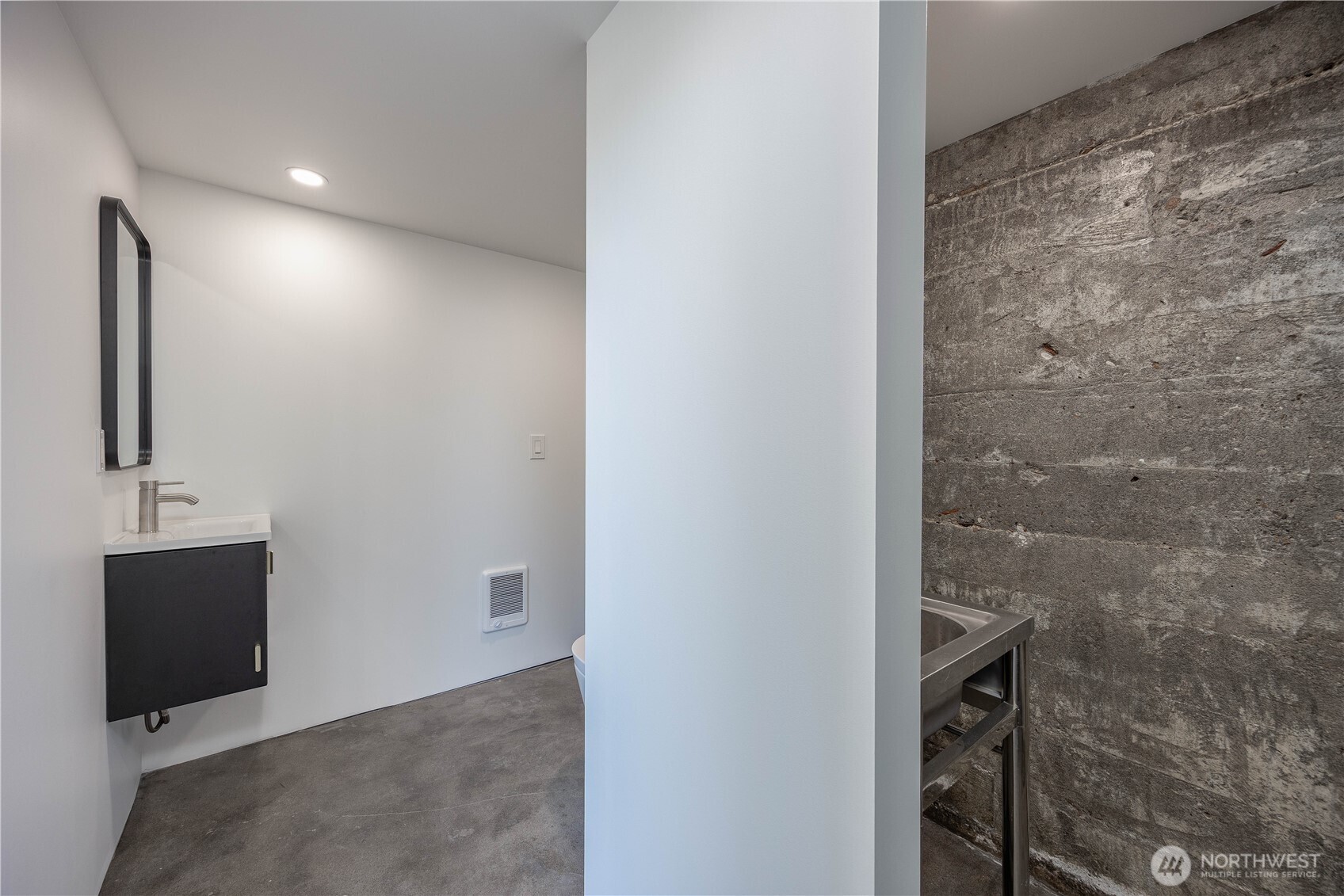 103 Allen Street Property Photo 10