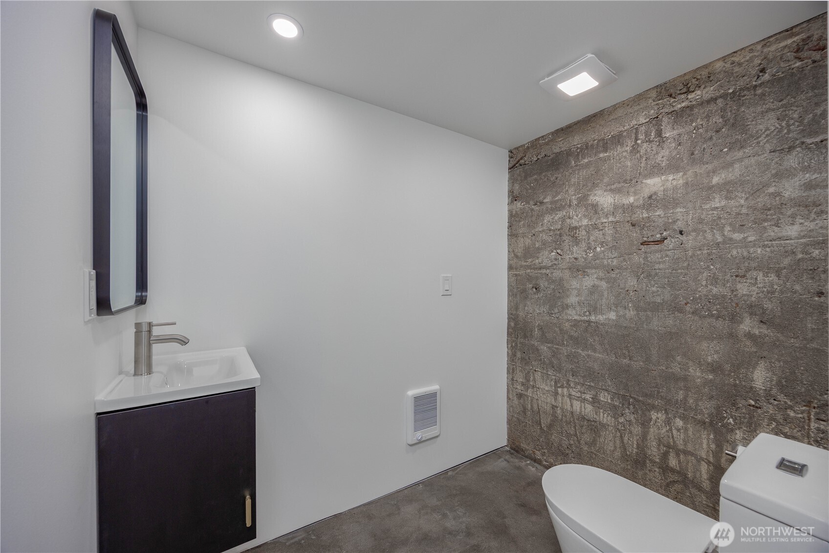 103 Allen Street Property Photo 12
