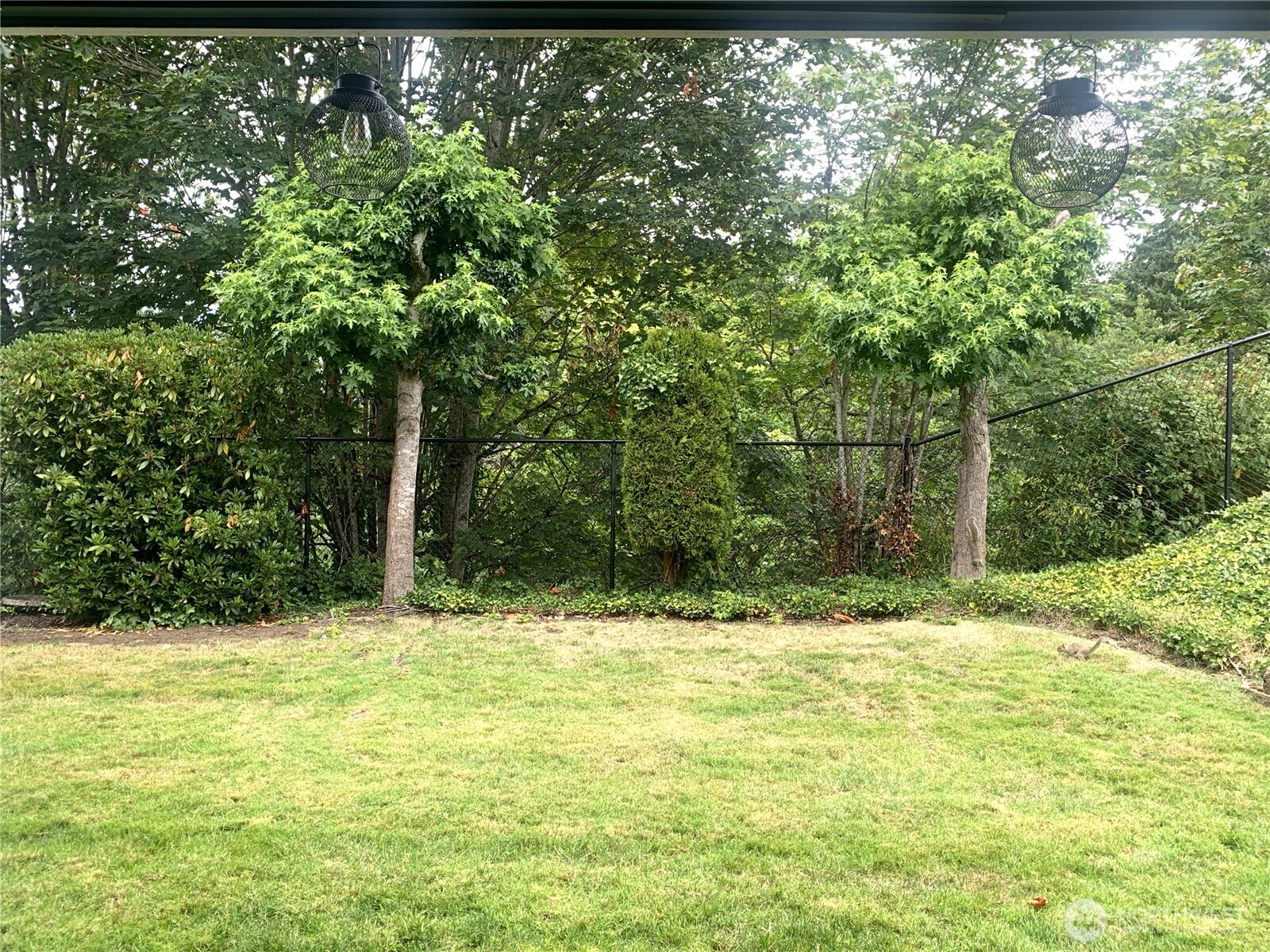 625 N Jackson Avenue C24 Property Photo 3