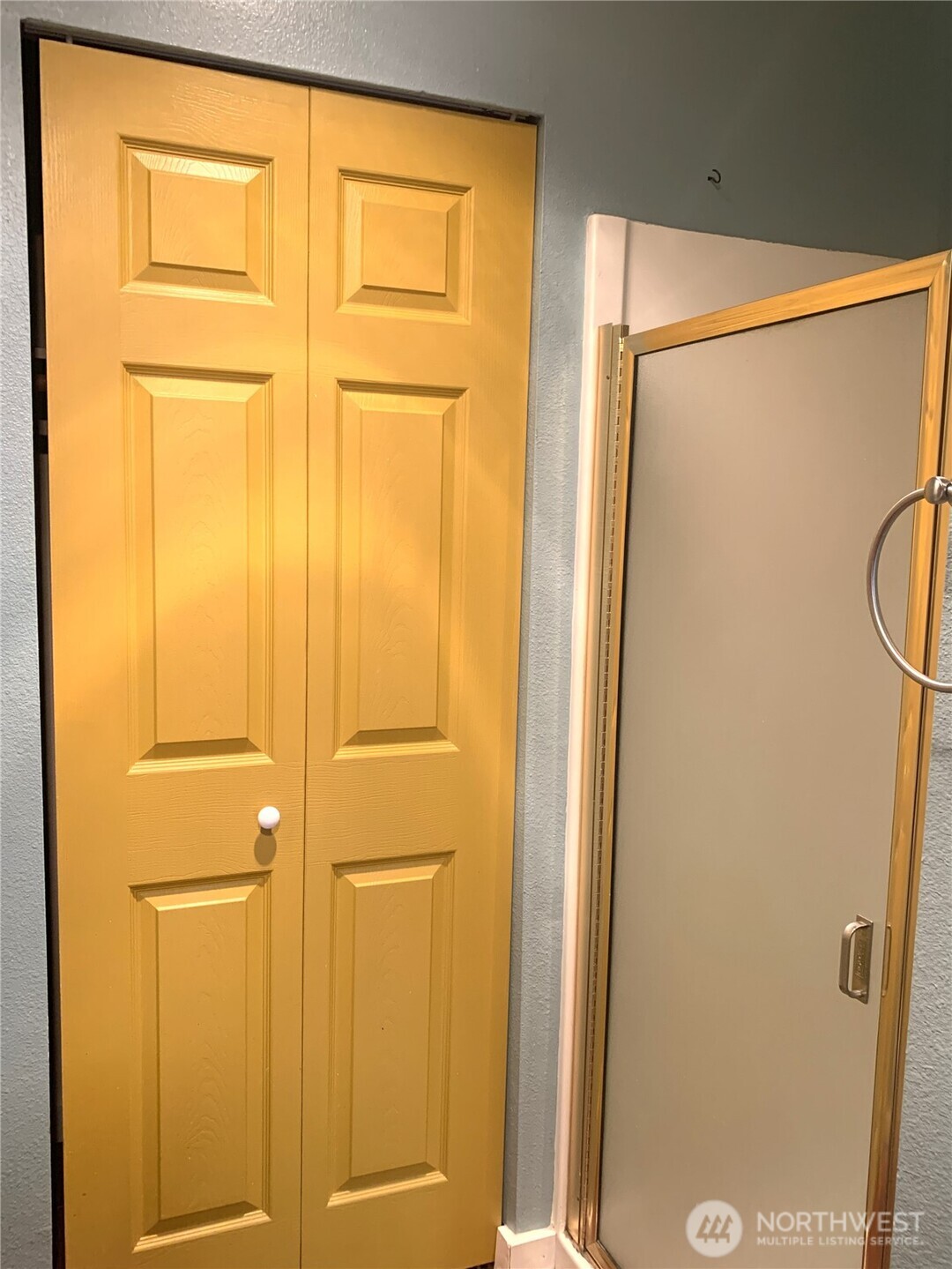 625 N Jackson Avenue C24 Property Photo 29