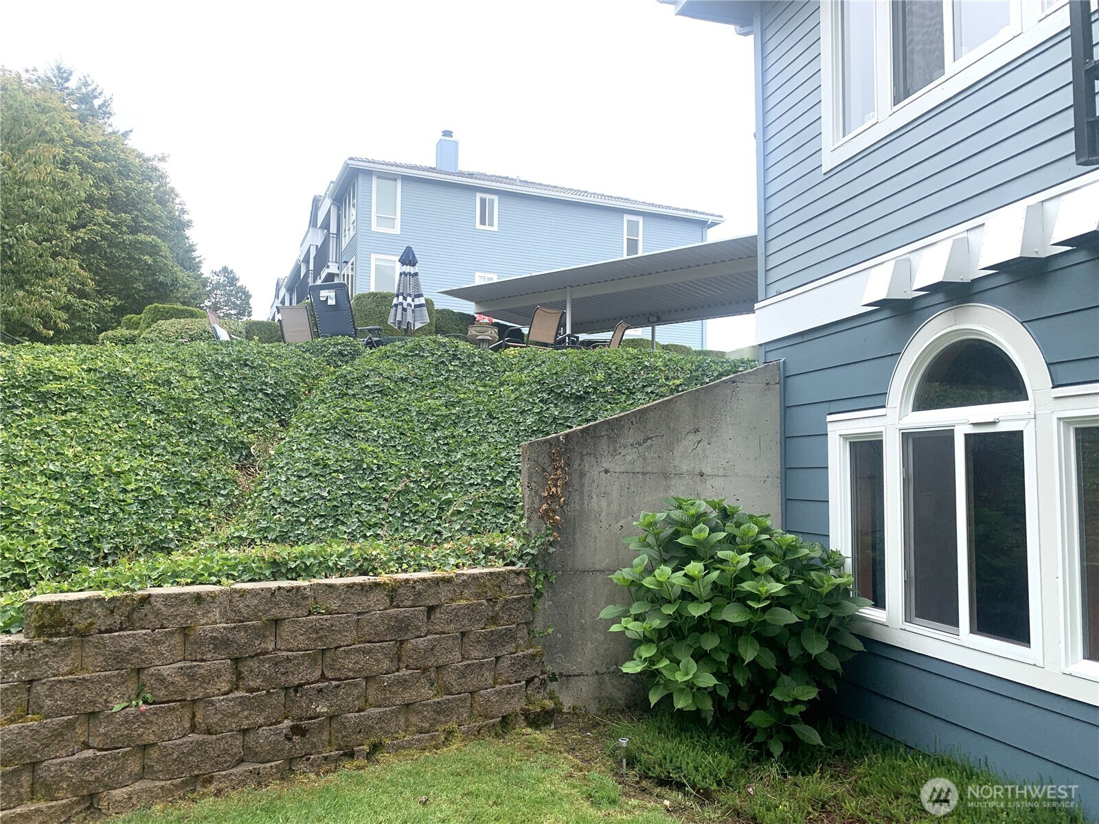 625 N Jackson Avenue C24 Property Photo 33