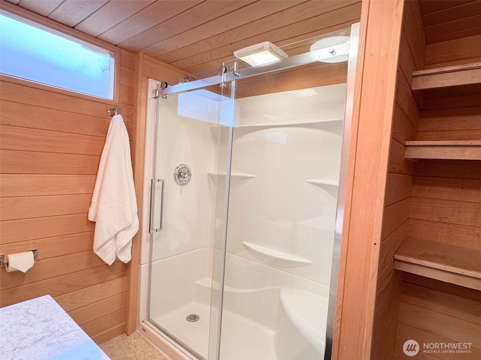 126 W 6th Street Property Photo 23