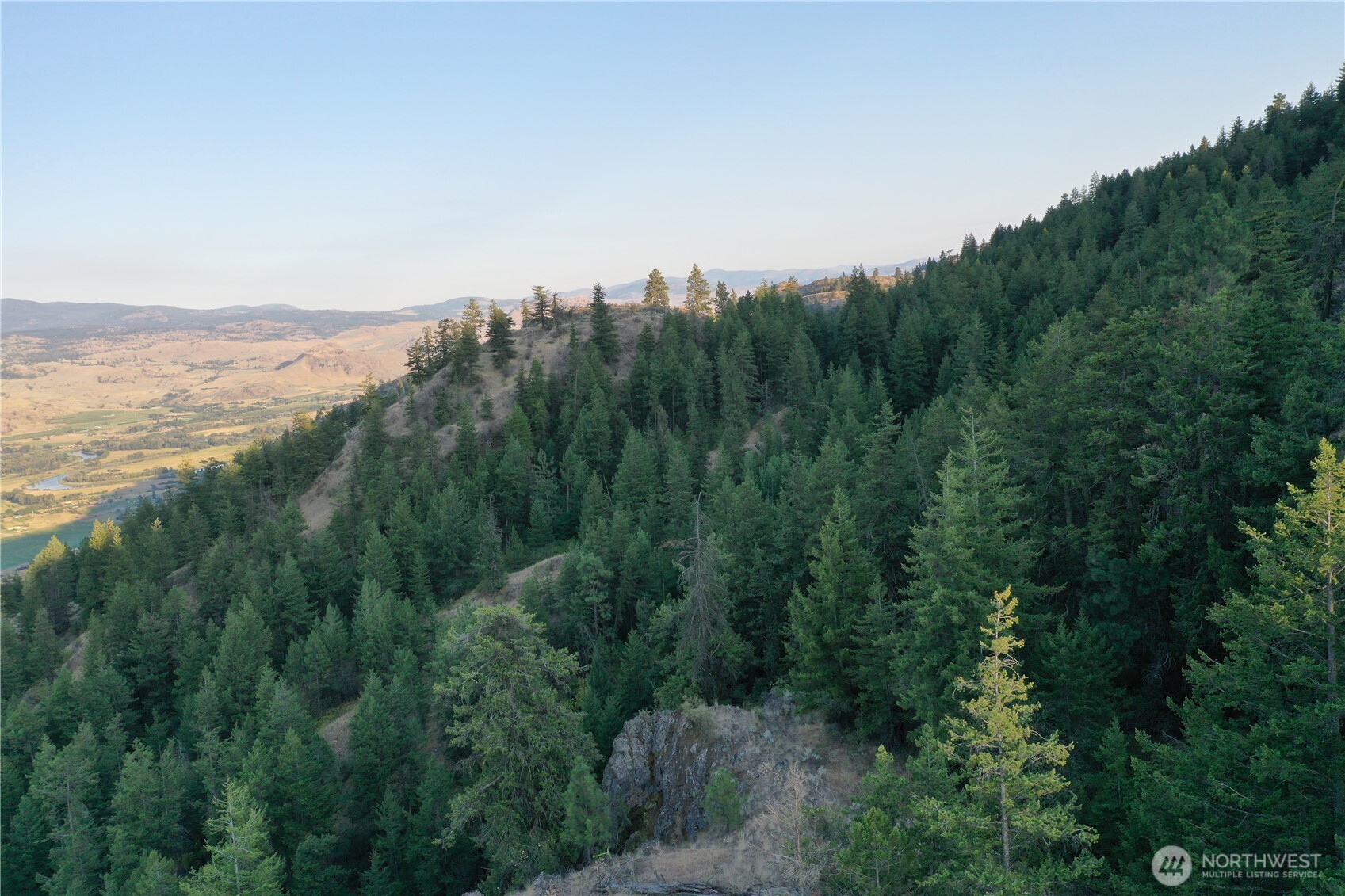 111 Eaglebluff Property Photo 9