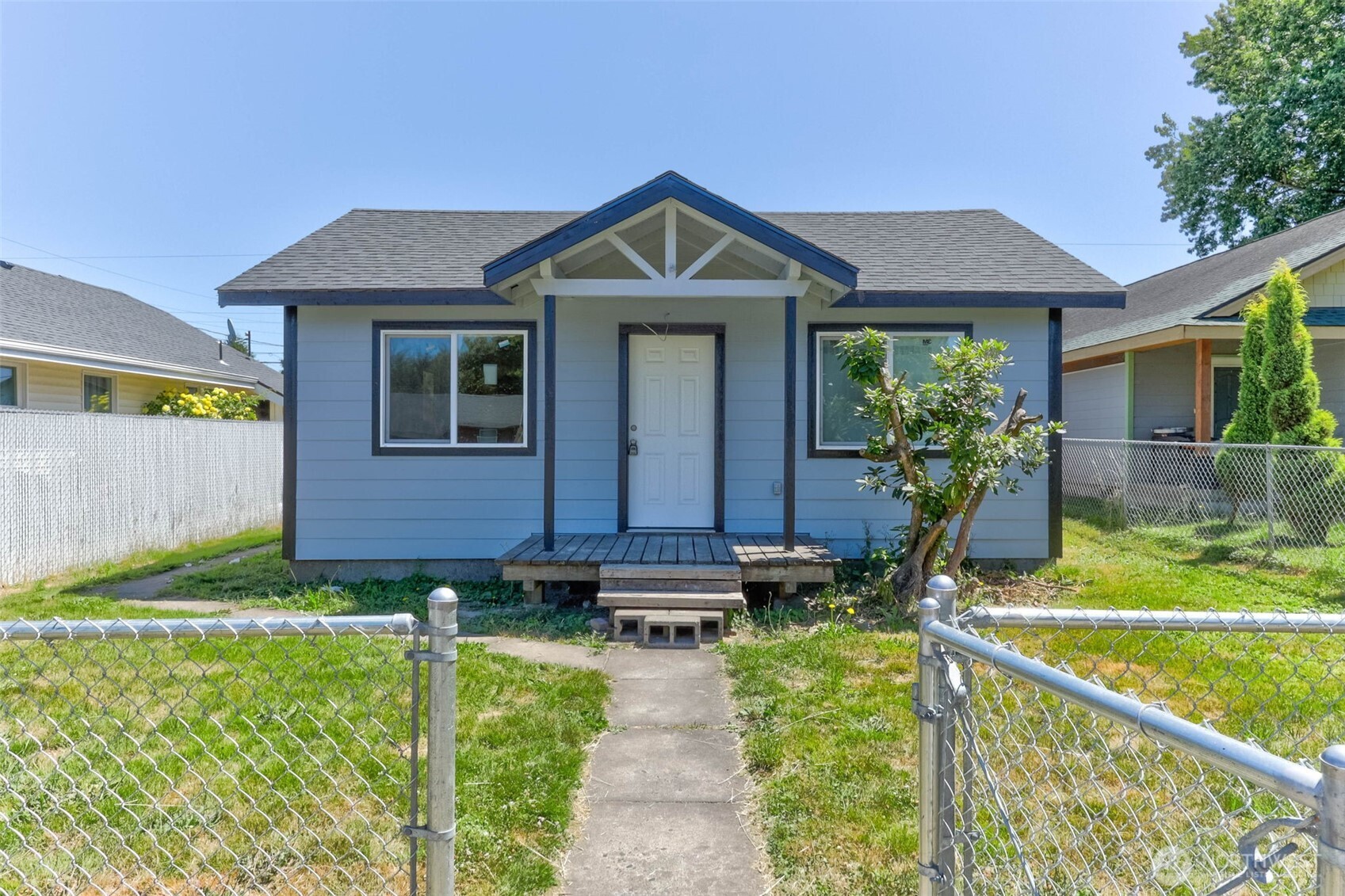 356 19th Avenue Property Photo 1