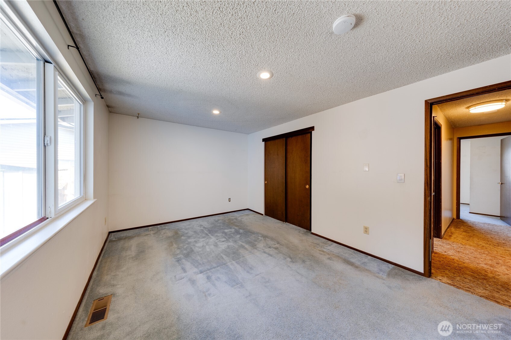 2027 E Belair Drive Property Photo 19