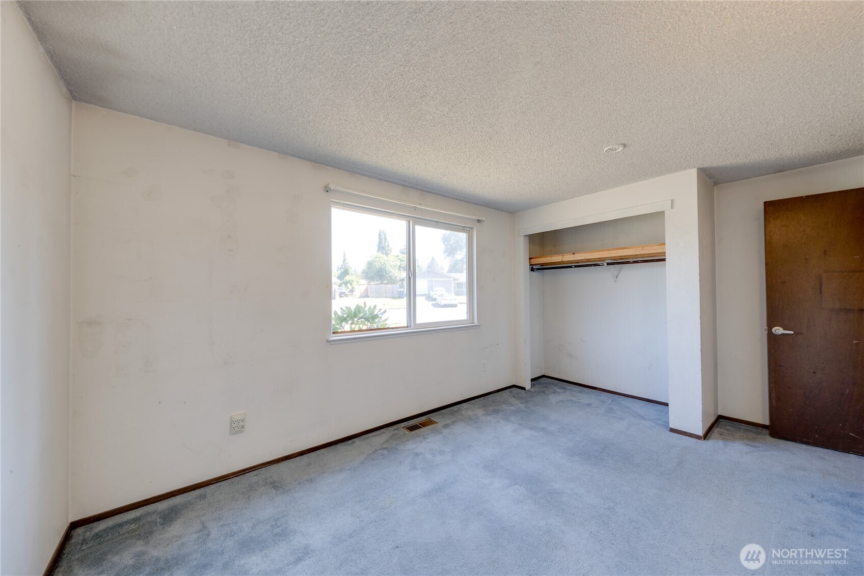 2027 E Belair Drive Property Photo 20