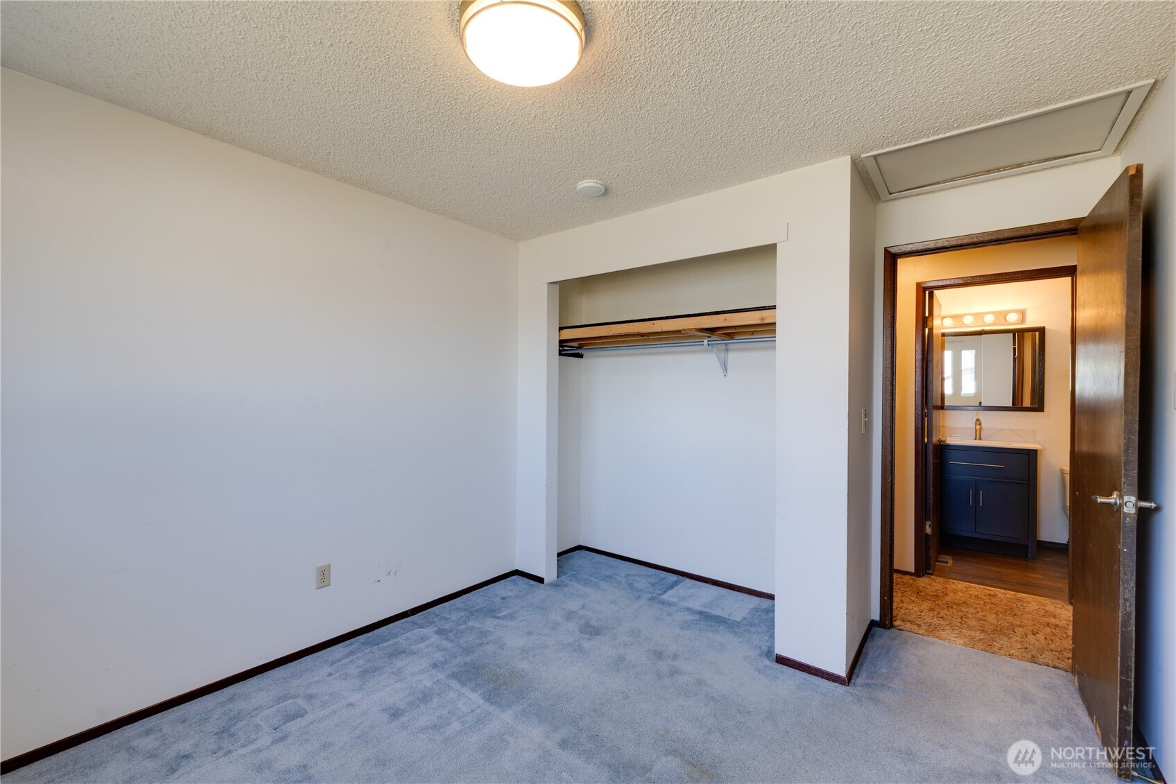 2027 E Belair Drive Property Photo 22