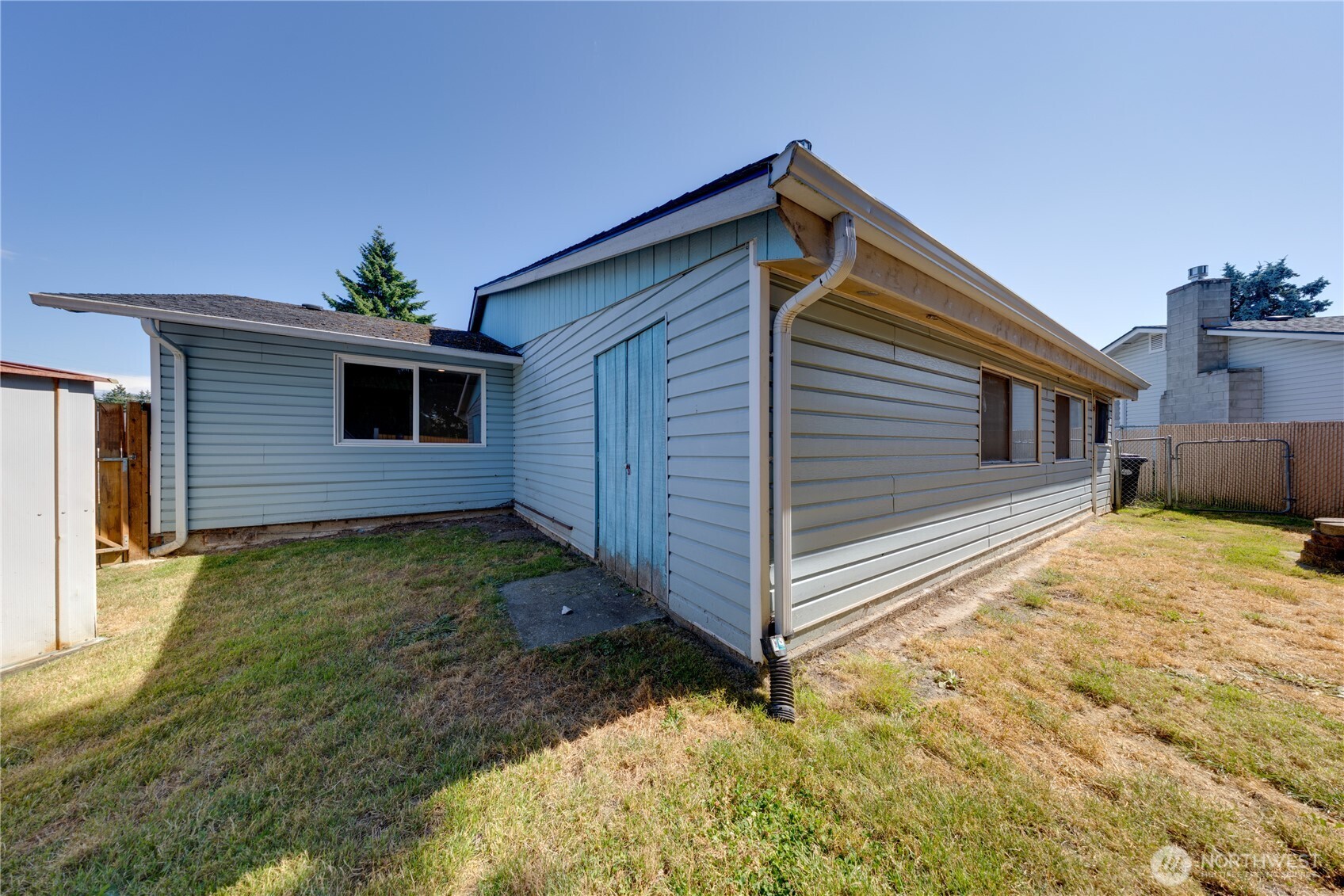 2027 E Belair Drive Property Photo 28