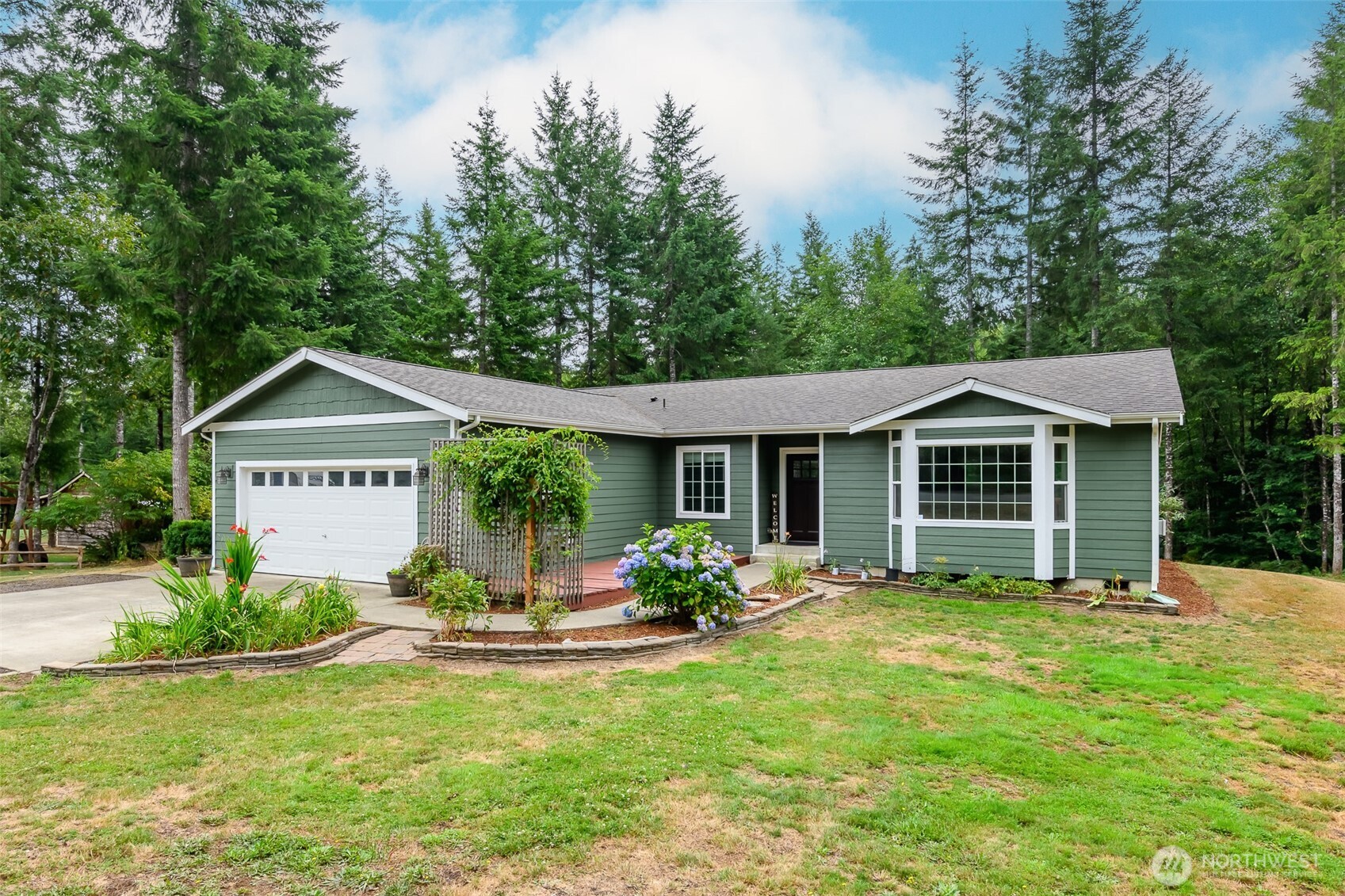 10 Fawn Lane Property Photo 2