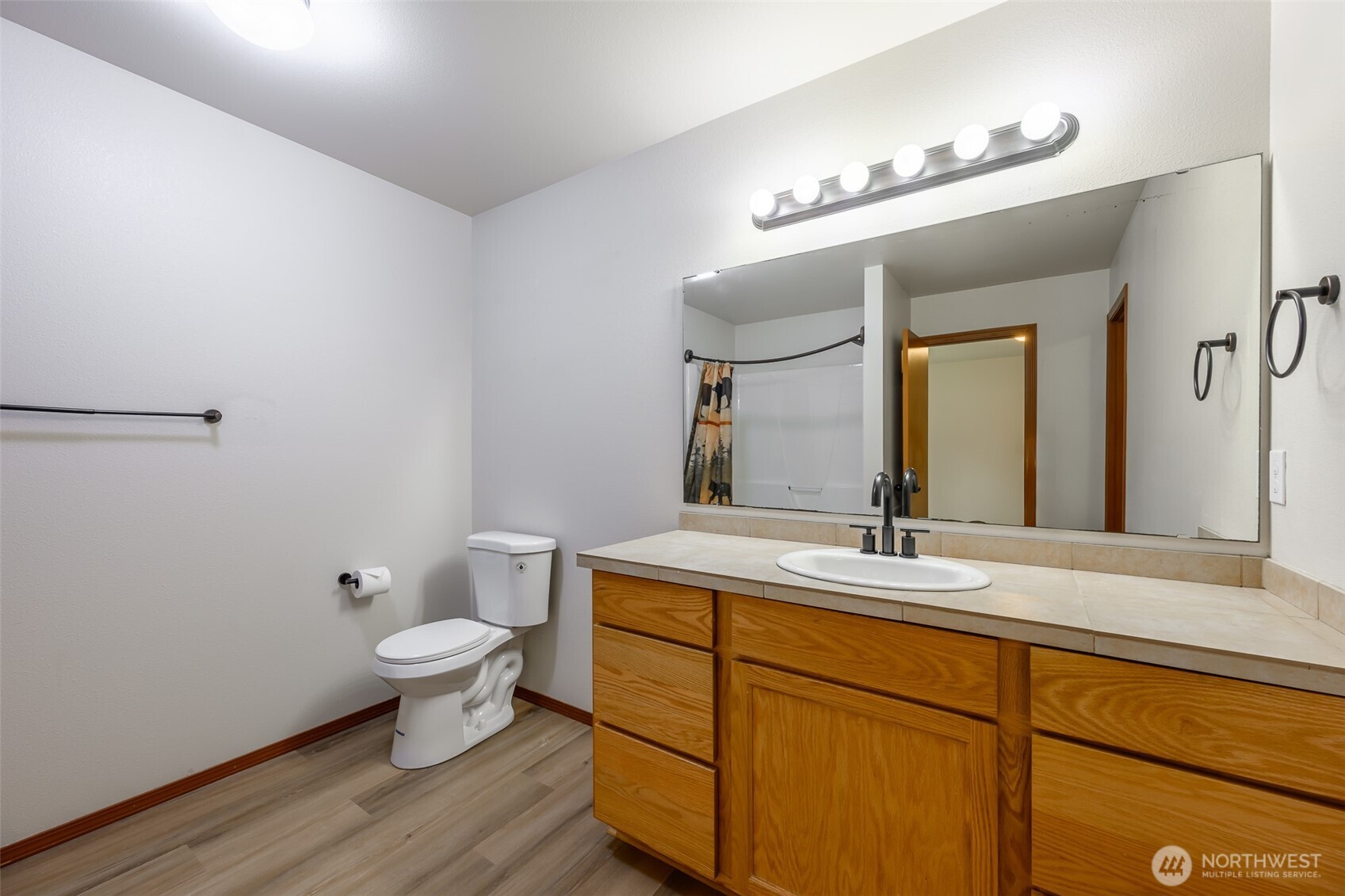 10 Fawn Lane Property Photo 14