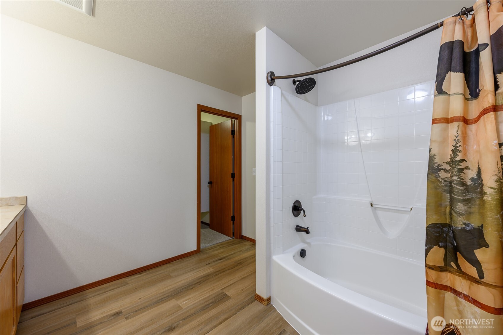 10 Fawn Lane Property Photo 15