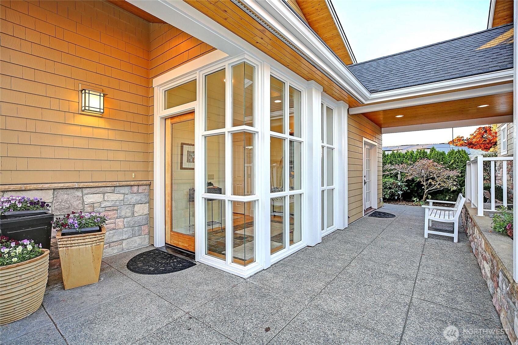 211 N Sunset Property Photo 11
