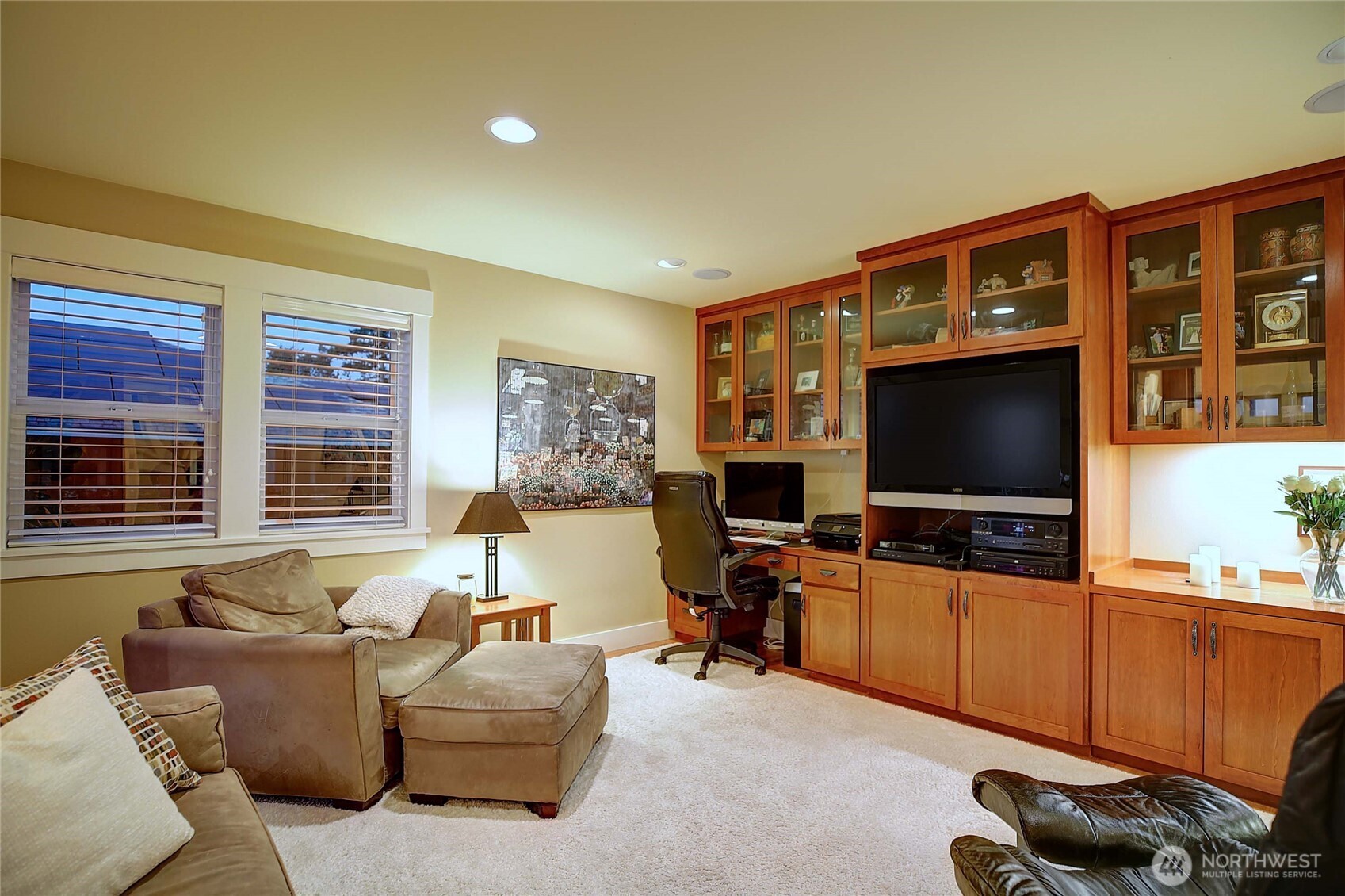 211 N Sunset Property Photo 20