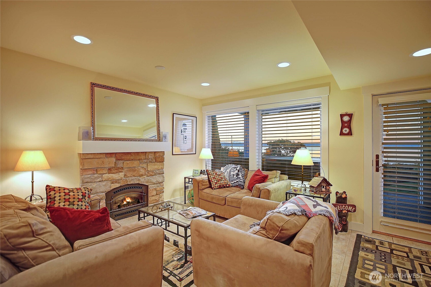 211 N Sunset Property Photo 32