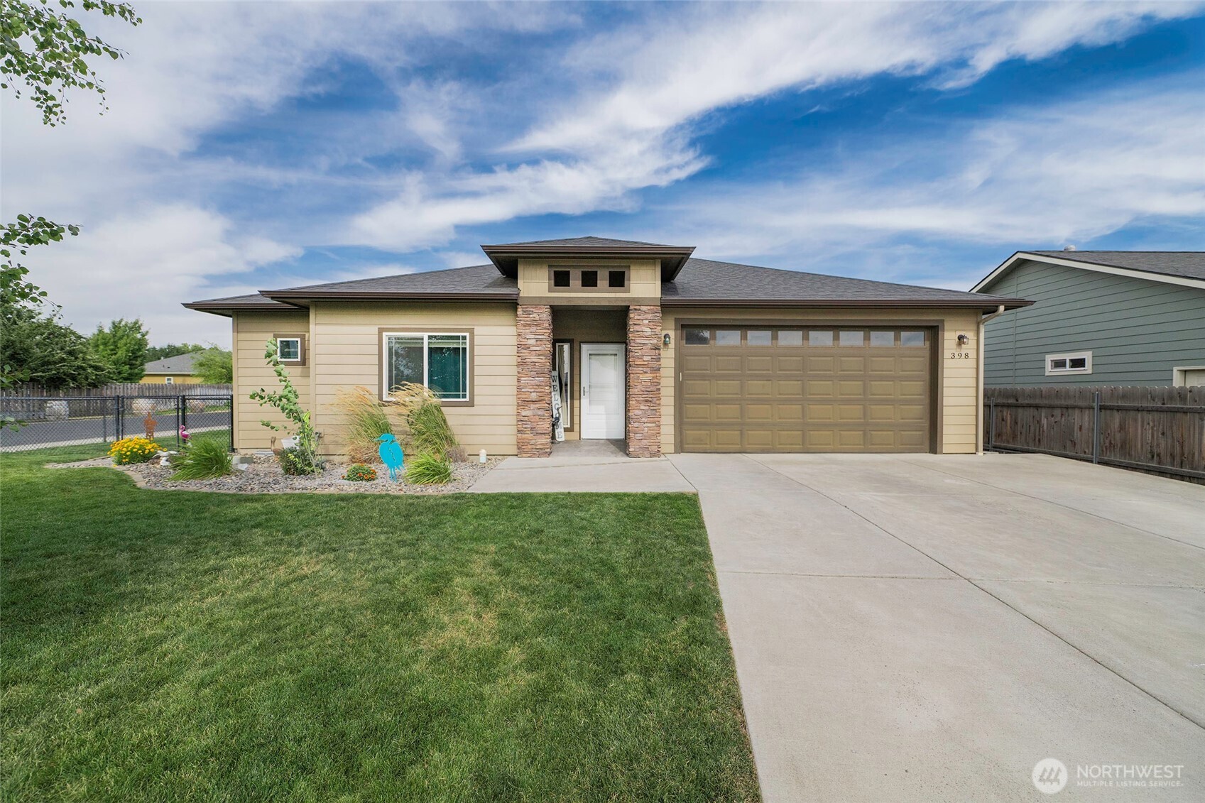 398 NW Vera Lane