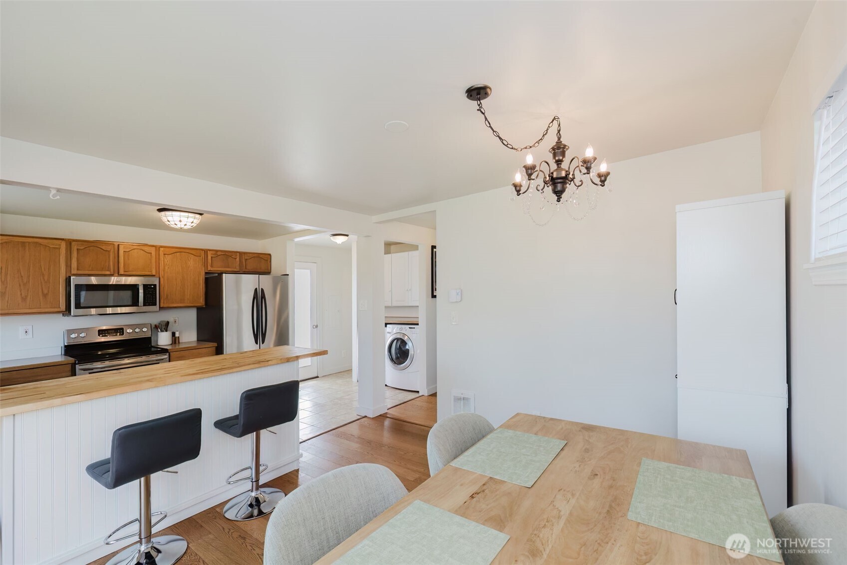 131 Alpine Loop Property Photo 8