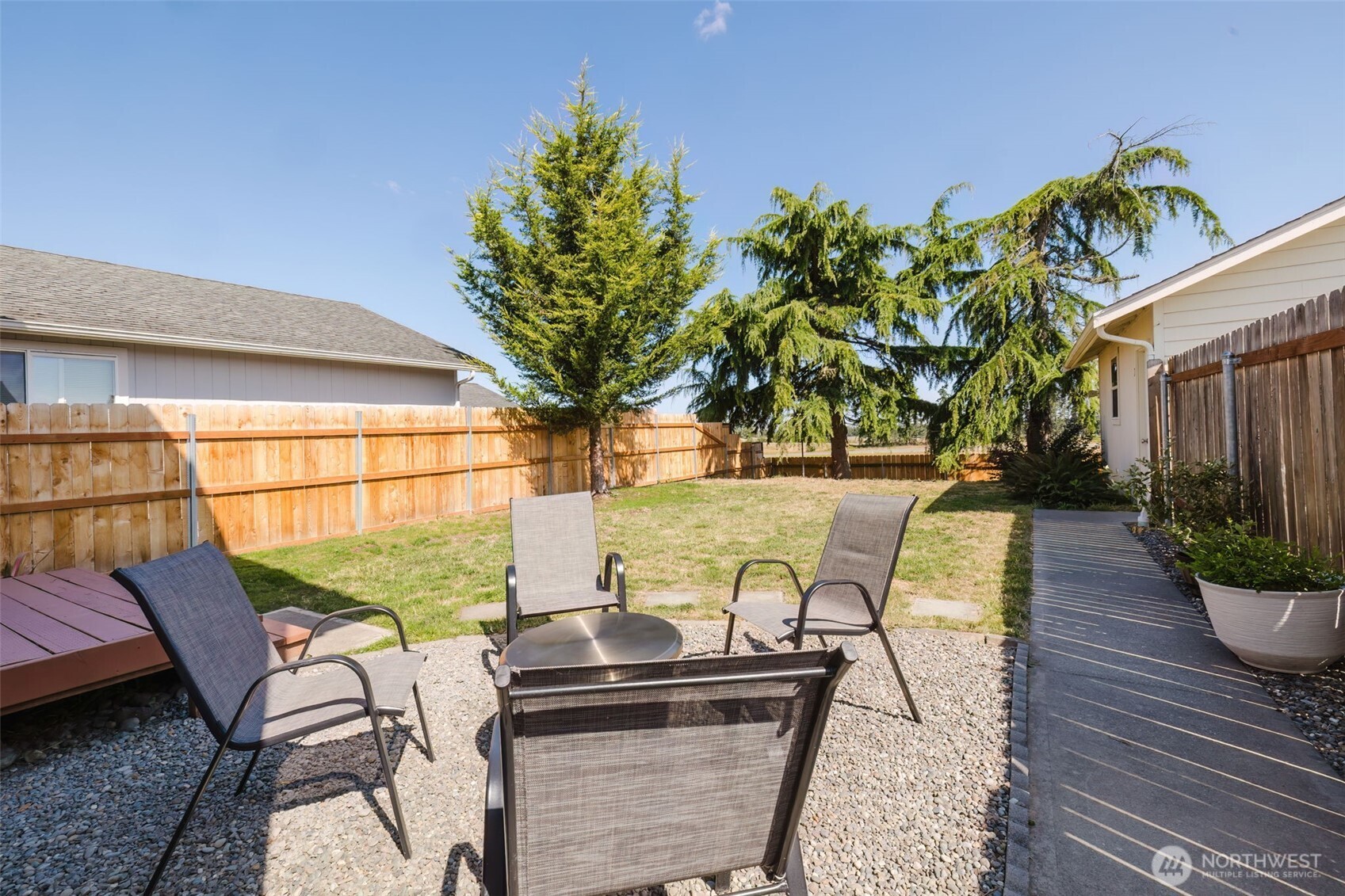 131 Alpine Loop Property Photo 17