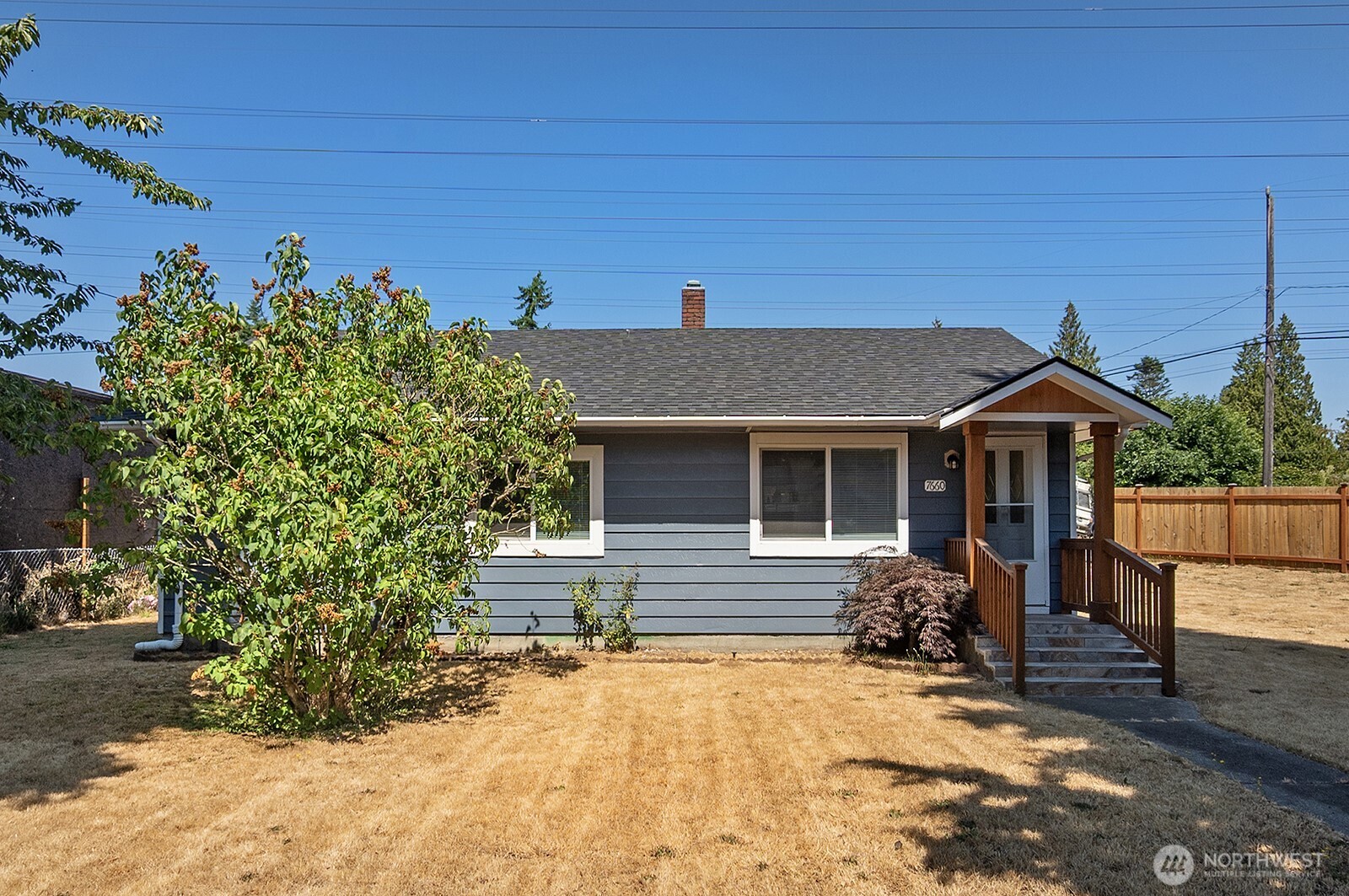 7660 S 126th Street Property Photo 4