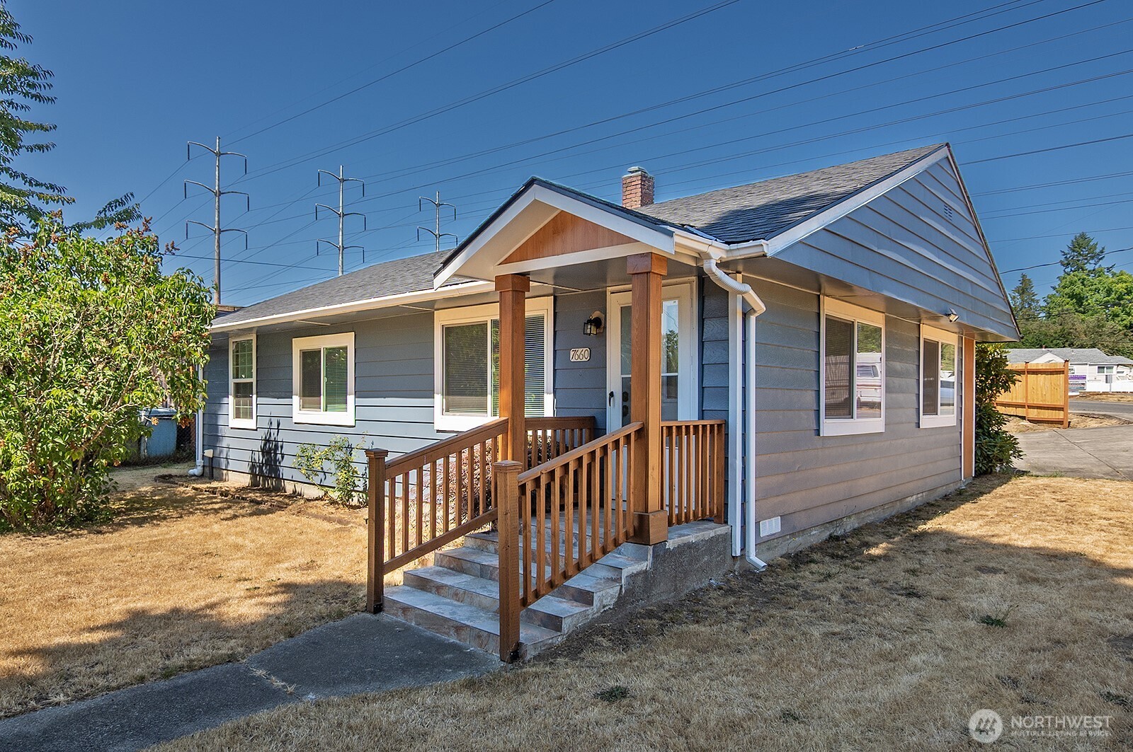 7660 S 126th Street Property Photo 5