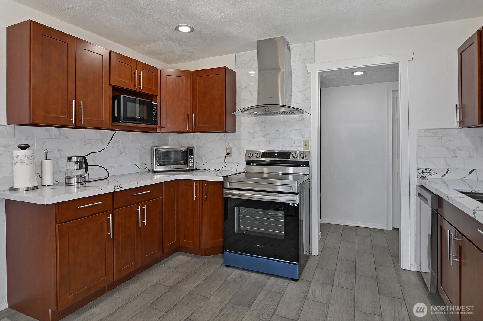 7660 S 126th Street Property Photo 16