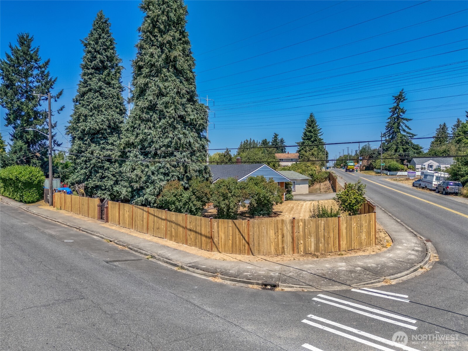 7660 S 126th Street Property Photo 24