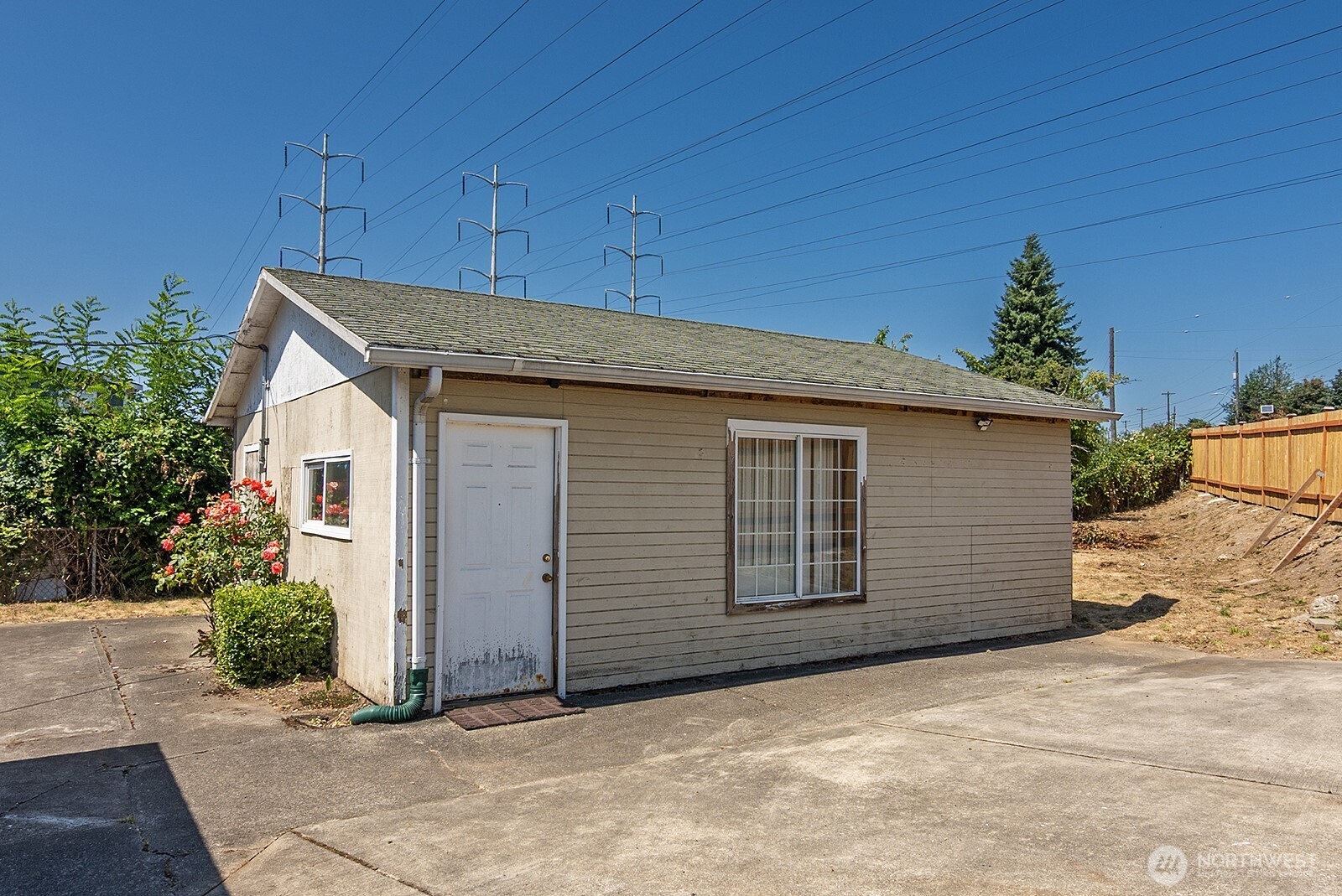 7660 S 126th Street Property Photo 25