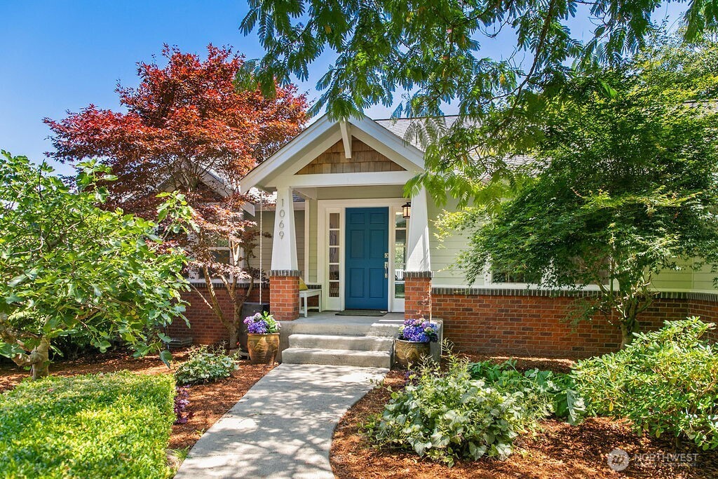 1069 Nw Luoto Court Property Photo 4