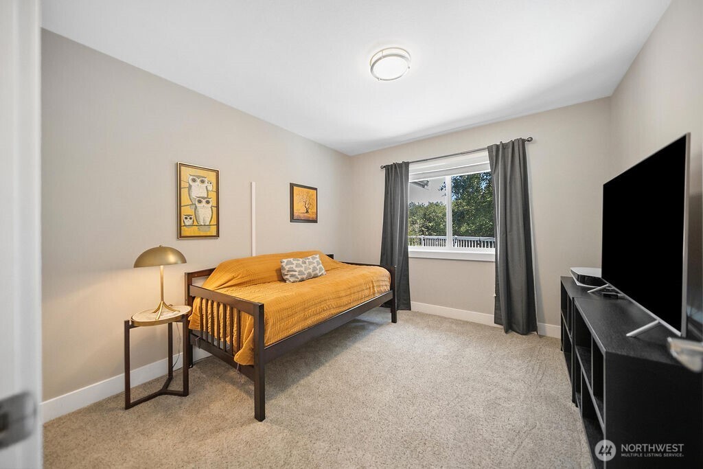 1069 Nw Luoto Court Property Photo 29