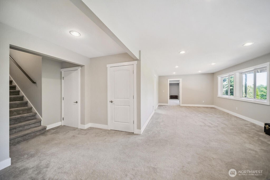 1069 Nw Luoto Court Property Photo 30