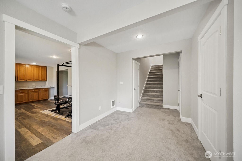 1069 Nw Luoto Court Property Photo 31