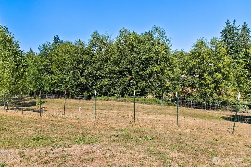 1069 Nw Luoto Court Property Photo 37