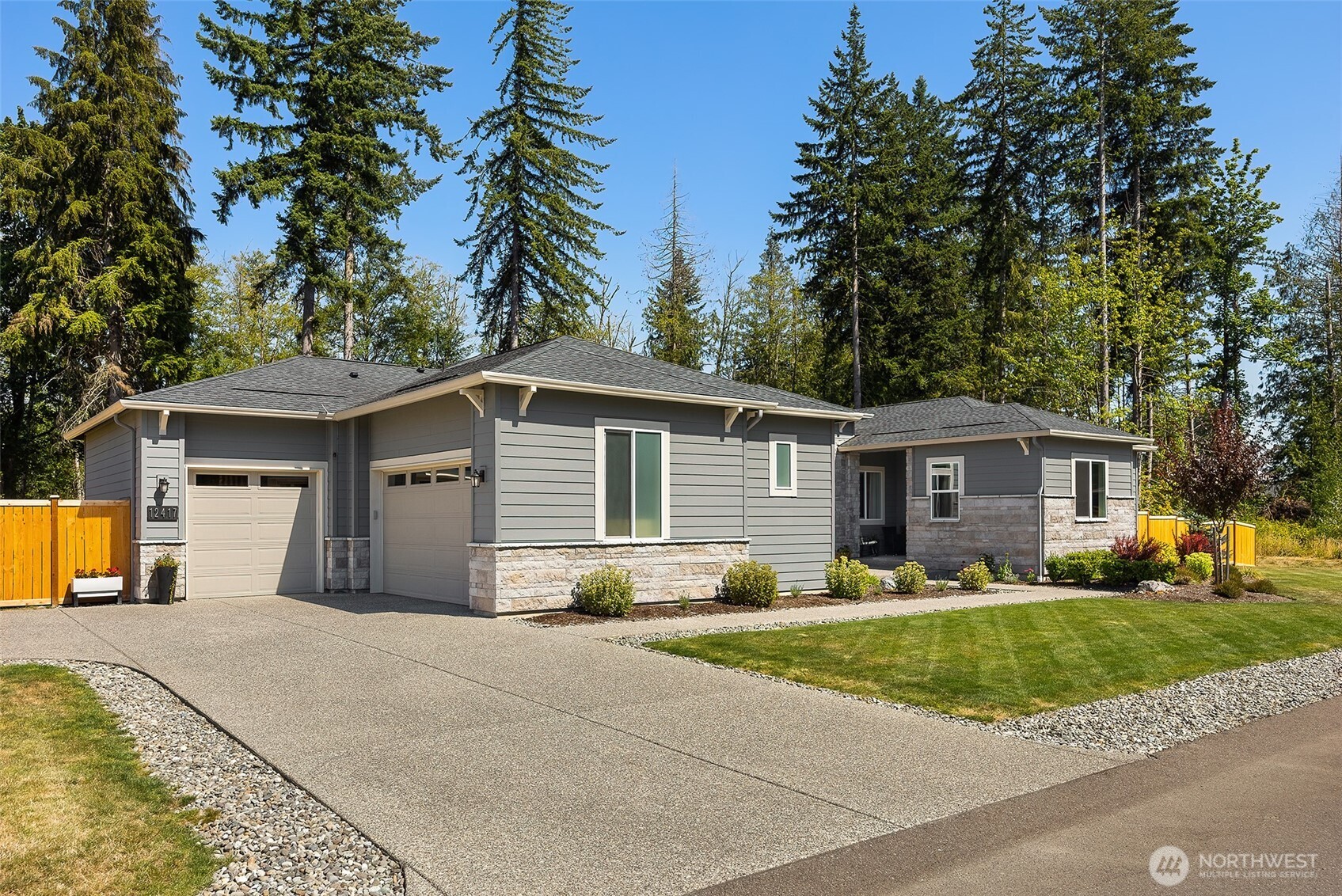 12417 144th Avenue Property Photo 1