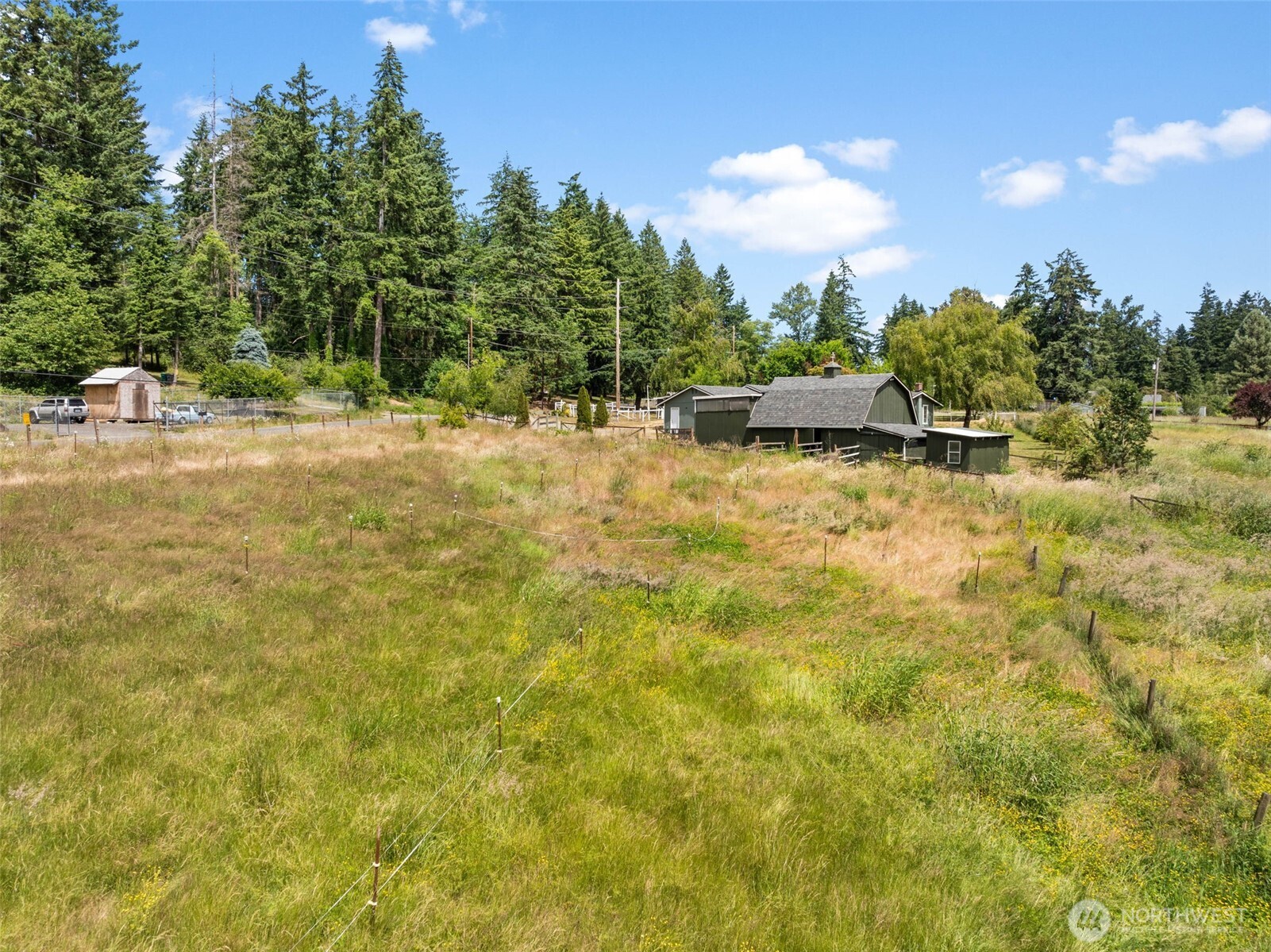 11810 County Line Road Property Photo 1