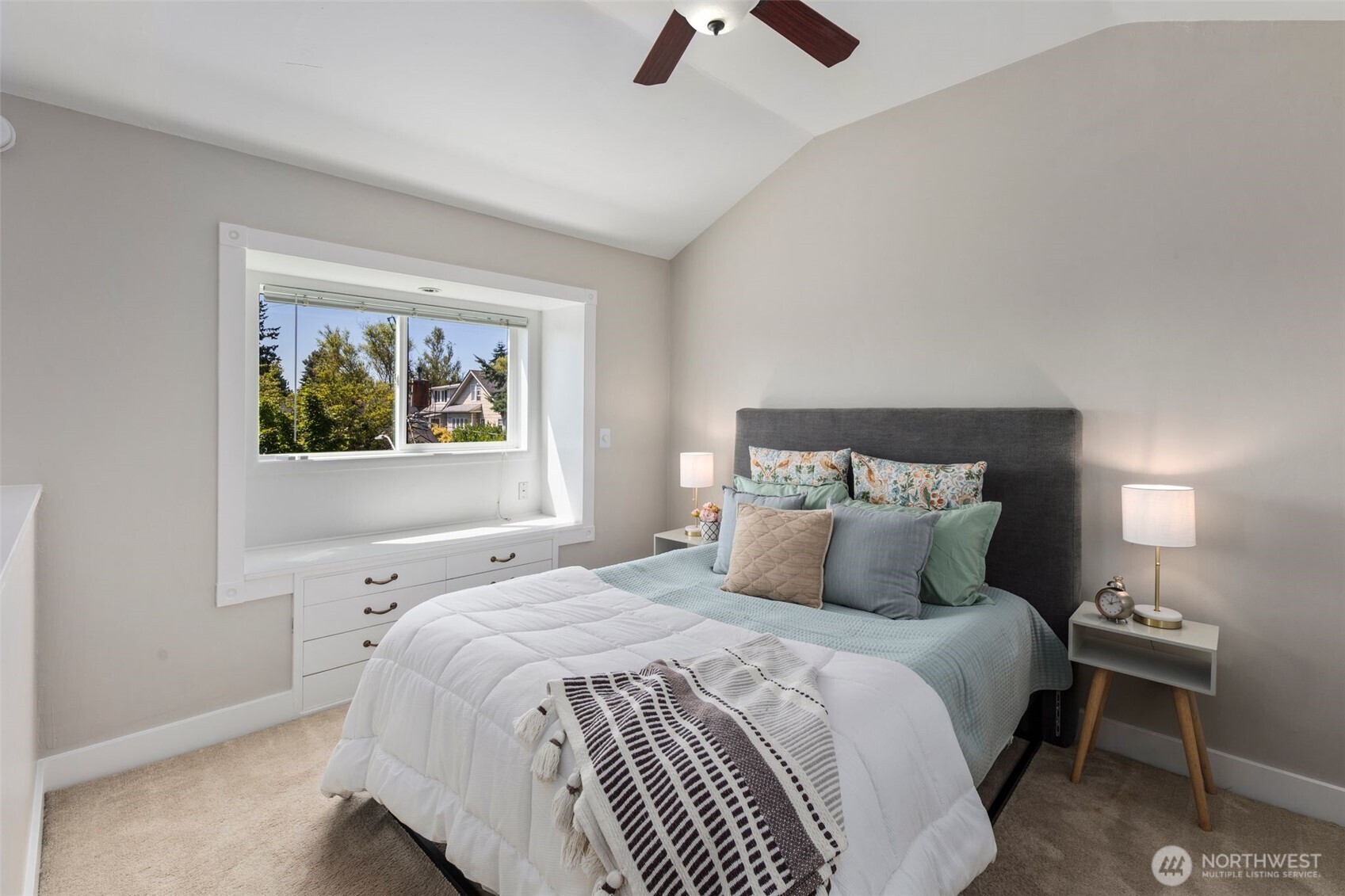 340 Ne 53rd Street Property Photo 17