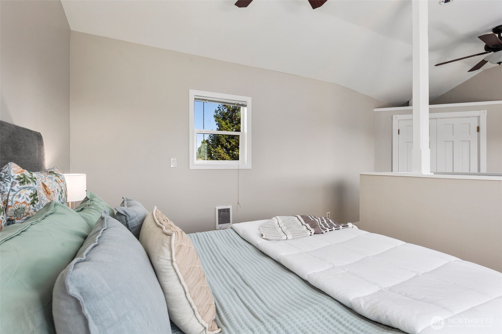 340 Ne 53rd Street Property Photo 23