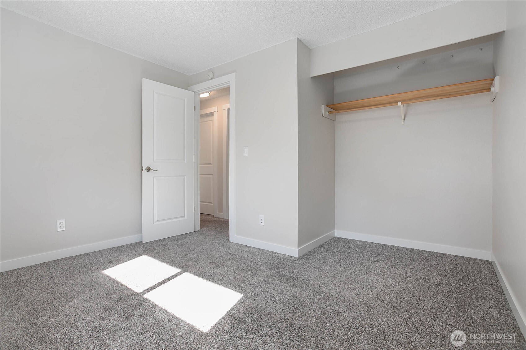 6830 Vail Drive Property Photo 17