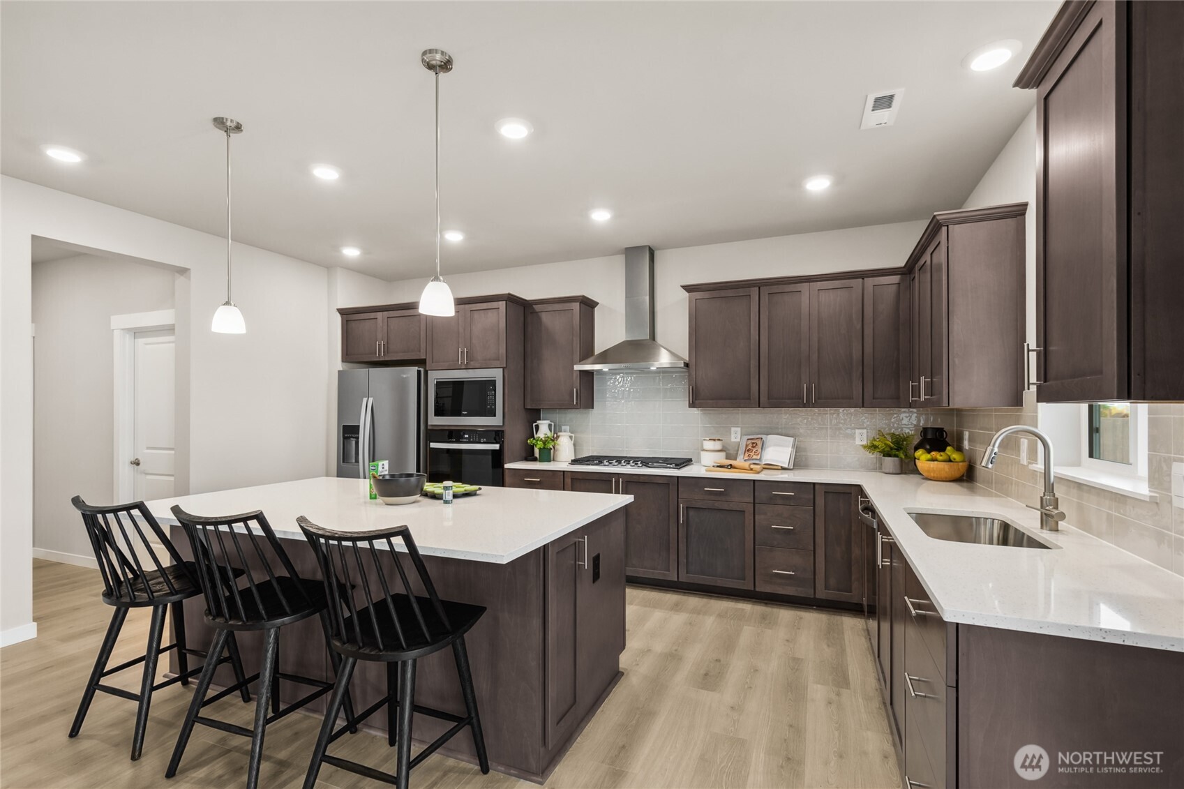 10114 38th Street Ct 55 Property Photo 5