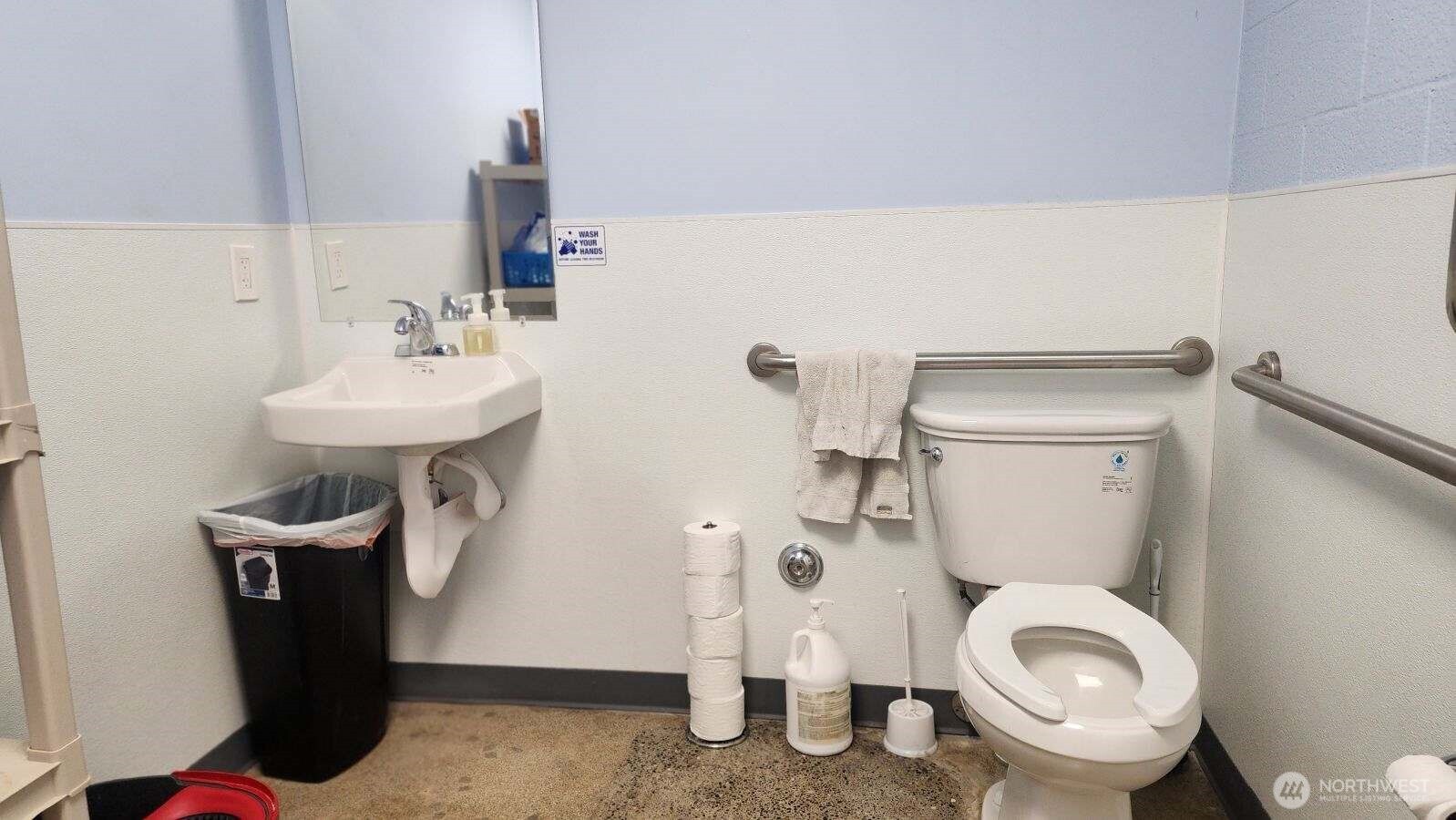 13620 Ne 20th St Property Photo 10