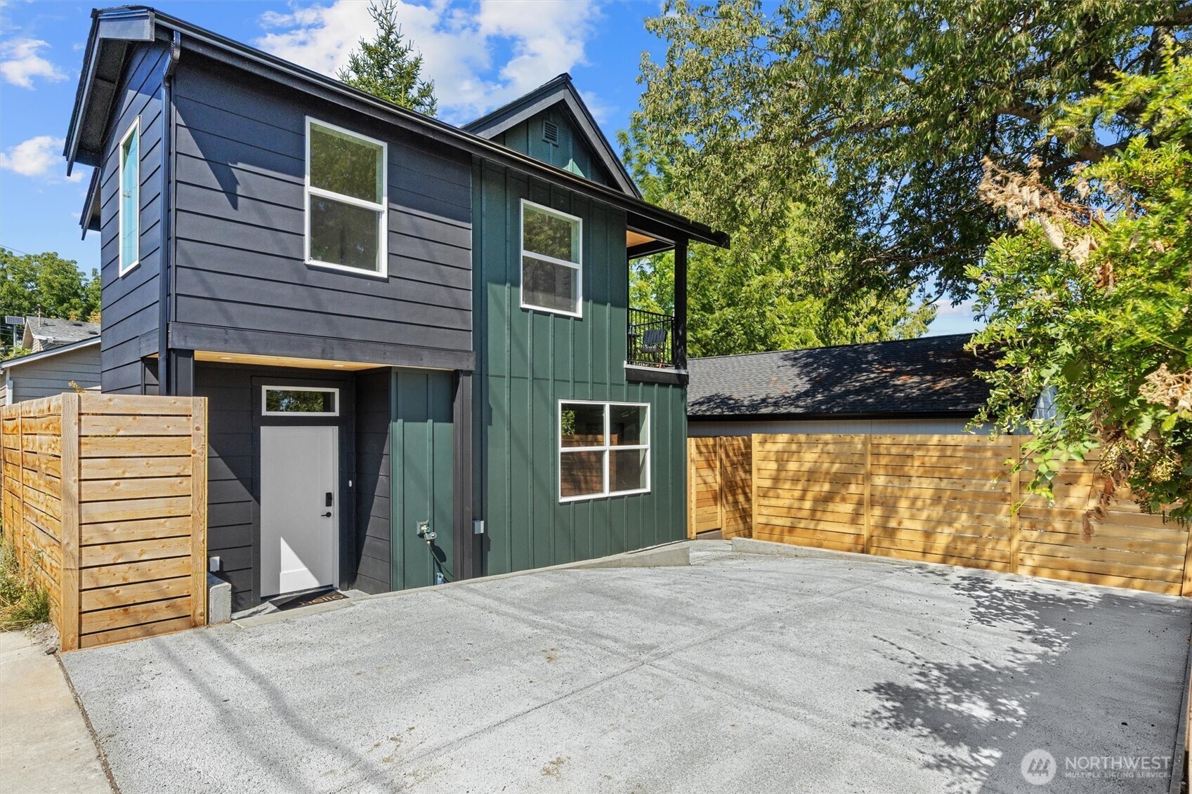 7713 34th Avenue Property Photo 1