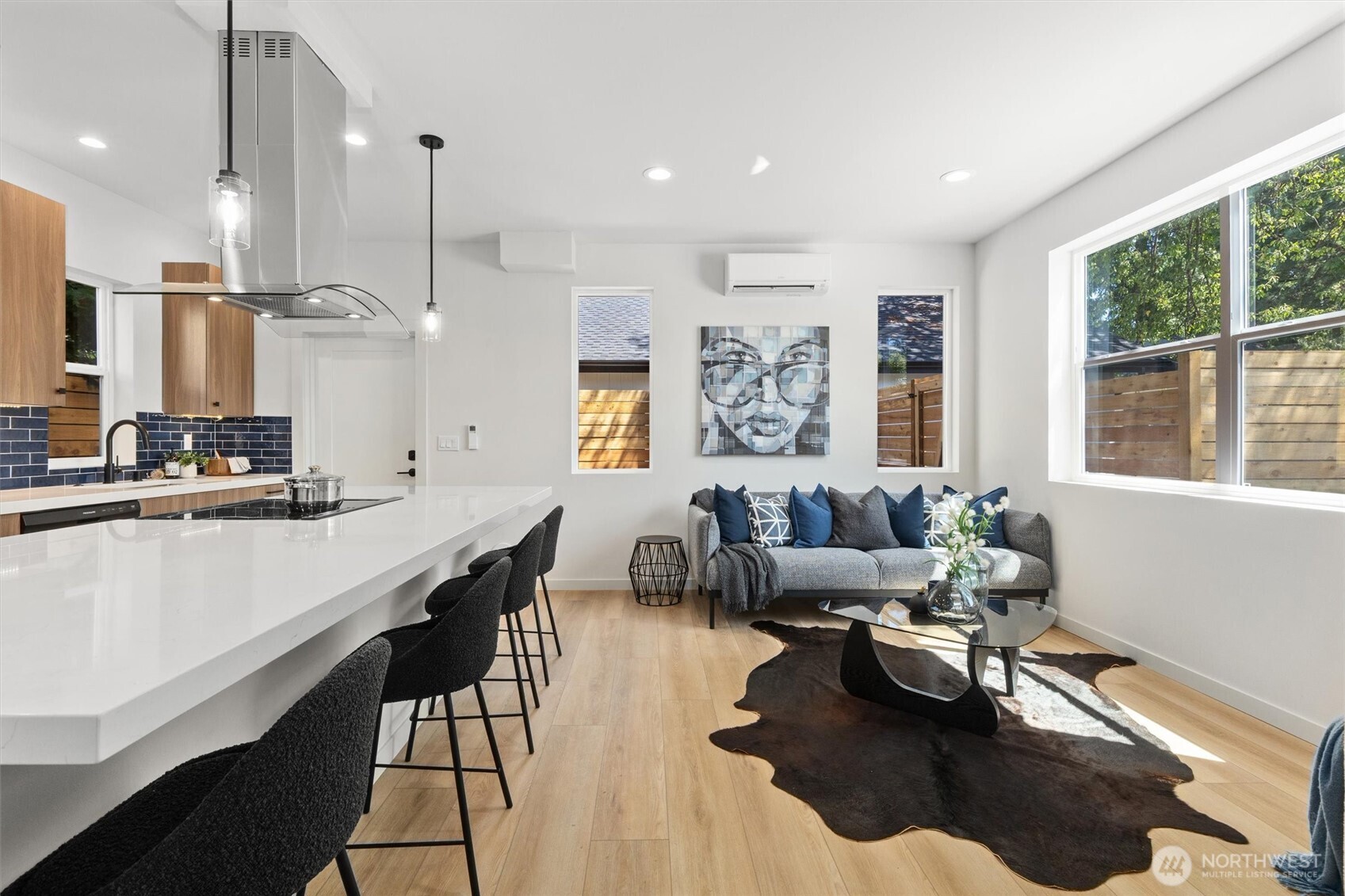 7713 34th Avenue Property Photo 5