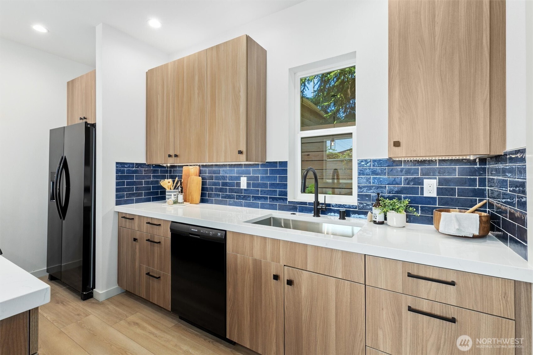 7713 34th Avenue Property Photo 11