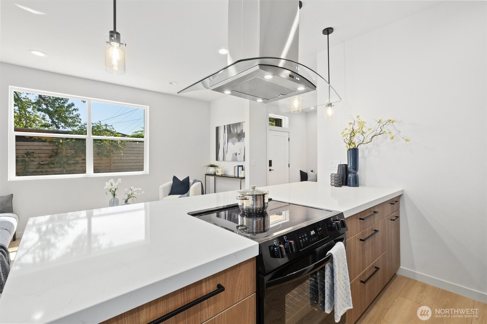 7713 34th Avenue Property Photo 12