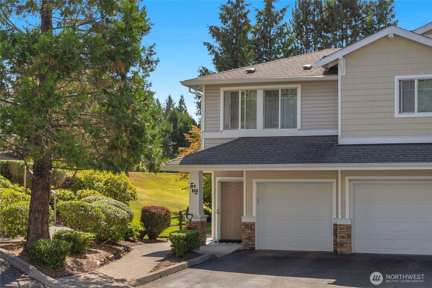 14007 69th Drive D2 Property Photo 4